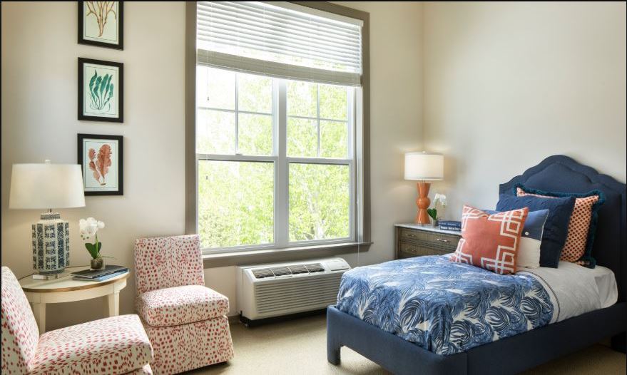 Quick Ways to Brighten Your Bedroom